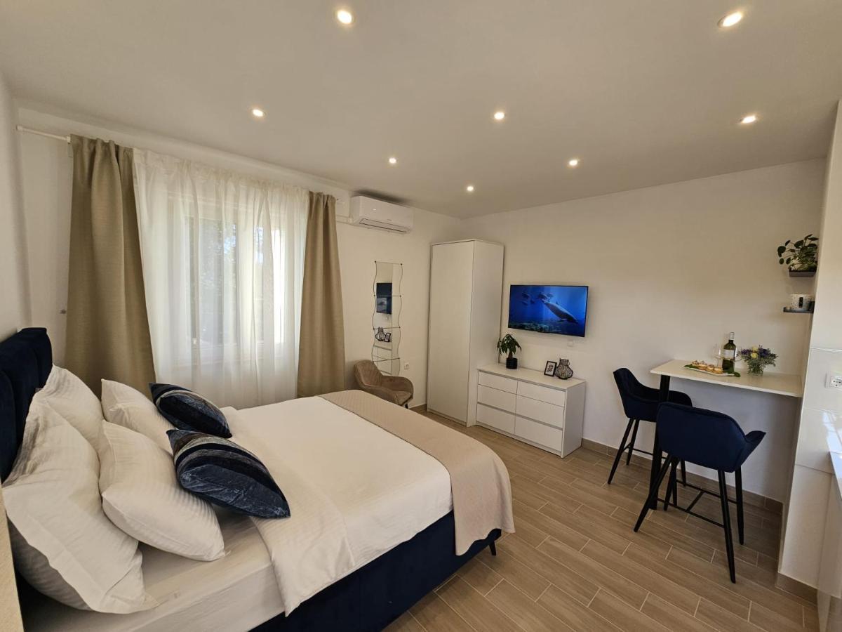 Studio Ivona Porec Luaran gambar